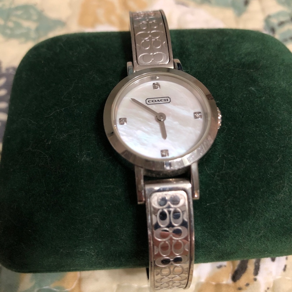 Coach Signature Bangle Watch Silver Pearl Diamond - Picture 3 of 4